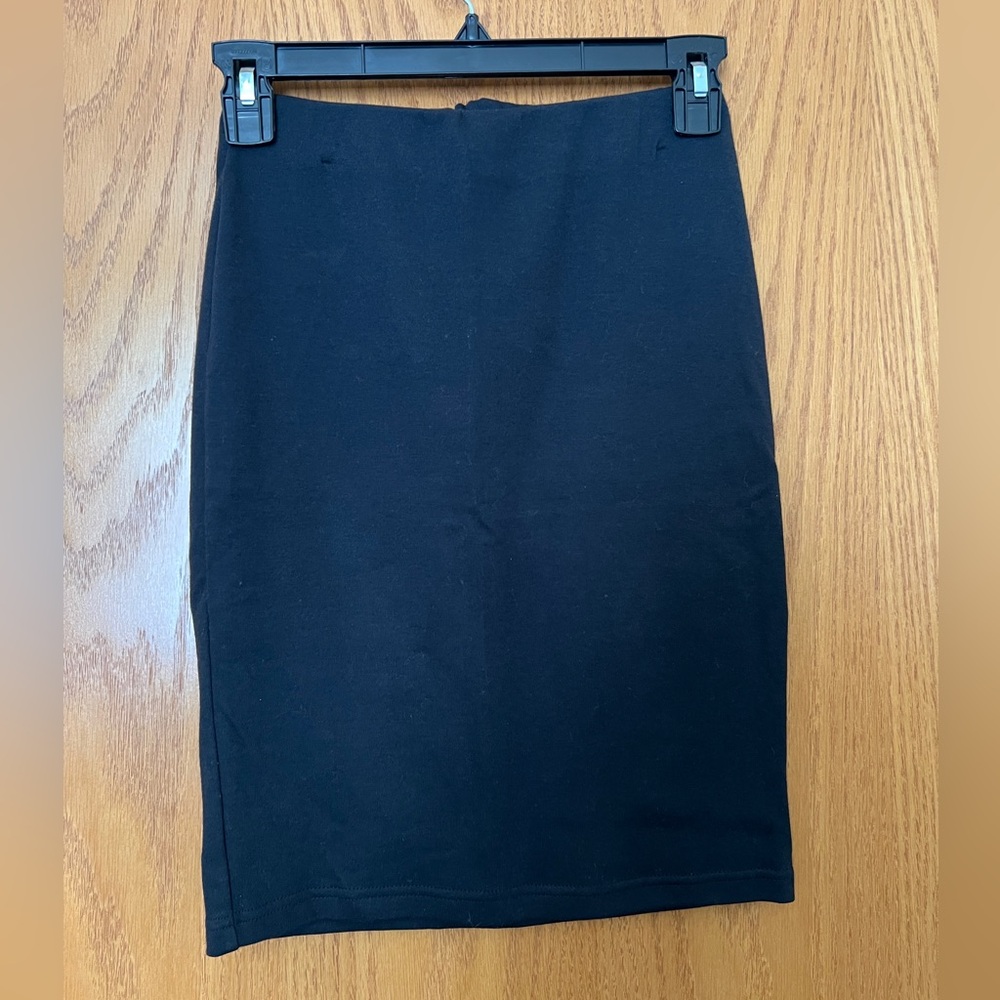 SO Black Pencil Skirt size XS